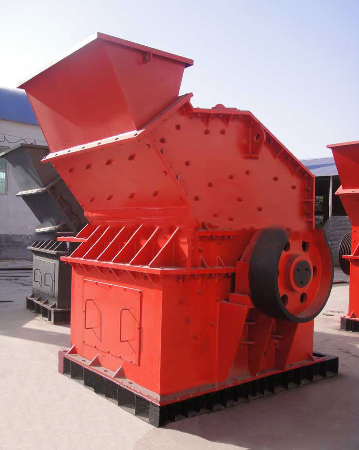 反擊式細(xì)碎破 制砂機(jī)